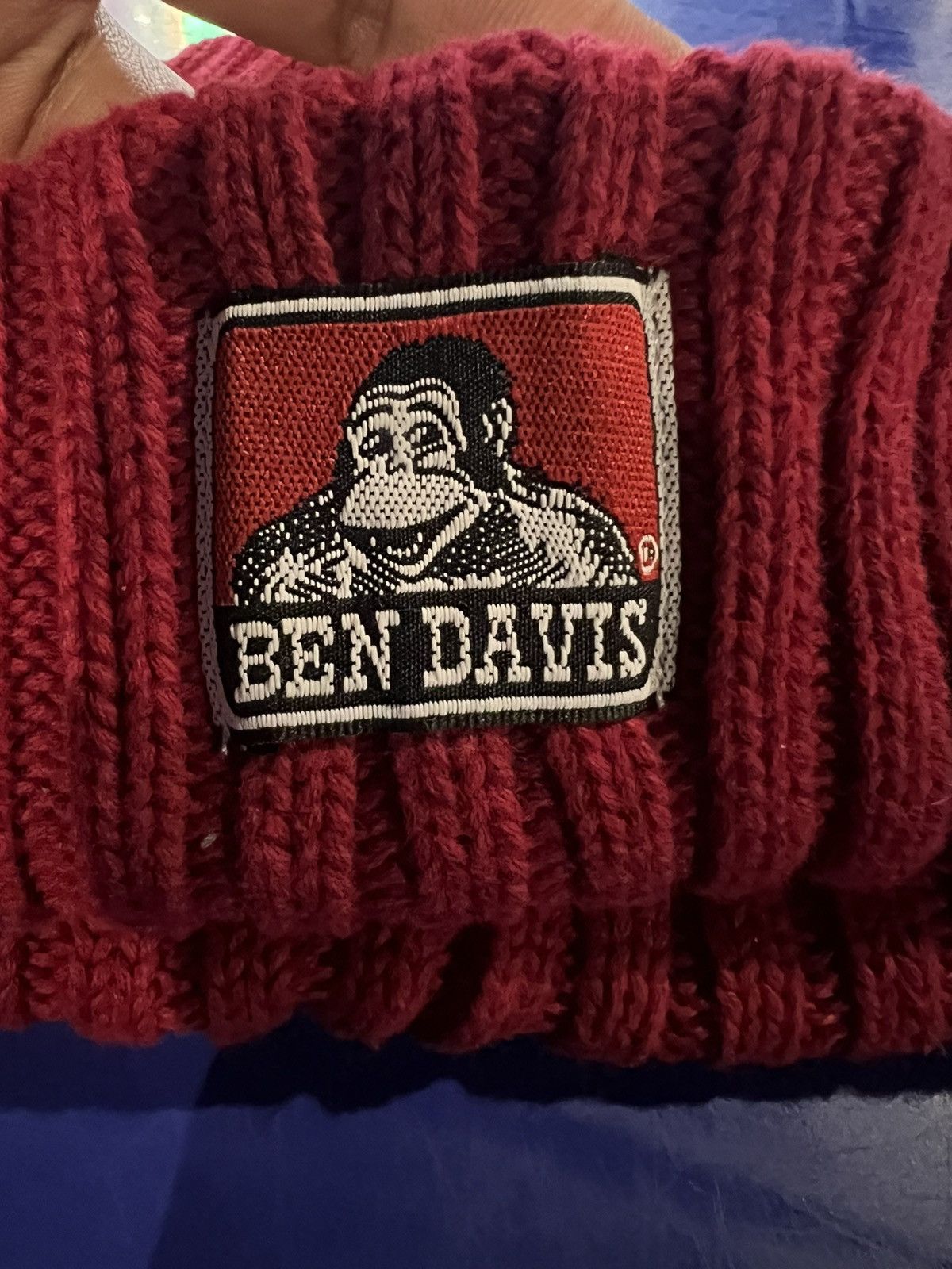 Ben Davis Iconic Ben Davies Boody Red Knitted Watch Beanie Hat Size ONE SIZE - 4 Thumbnail
