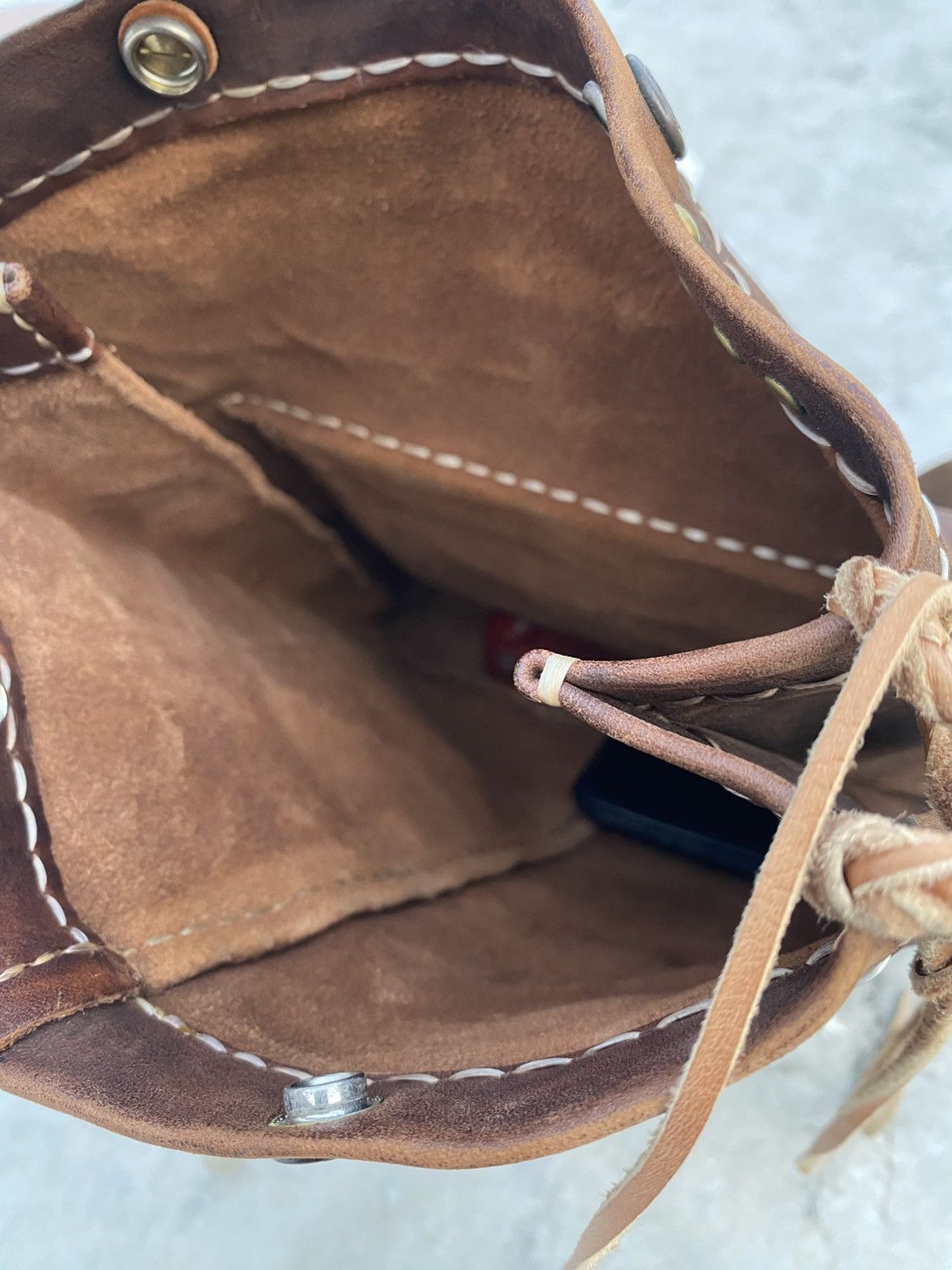 Vintage Vintage custom Leather sling bag Boho goros style Size ONE SIZE - 7 Thumbnail