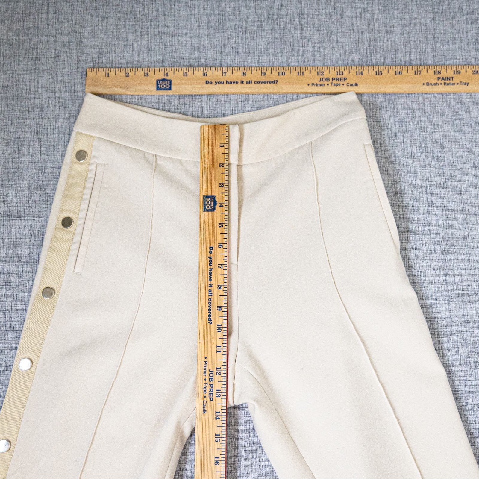 Veronica Beard Veronica Beard Side Buttons Trousers in cream beige size 10 Size 32" / US 10 / IT 46 - 10 Thumbnail