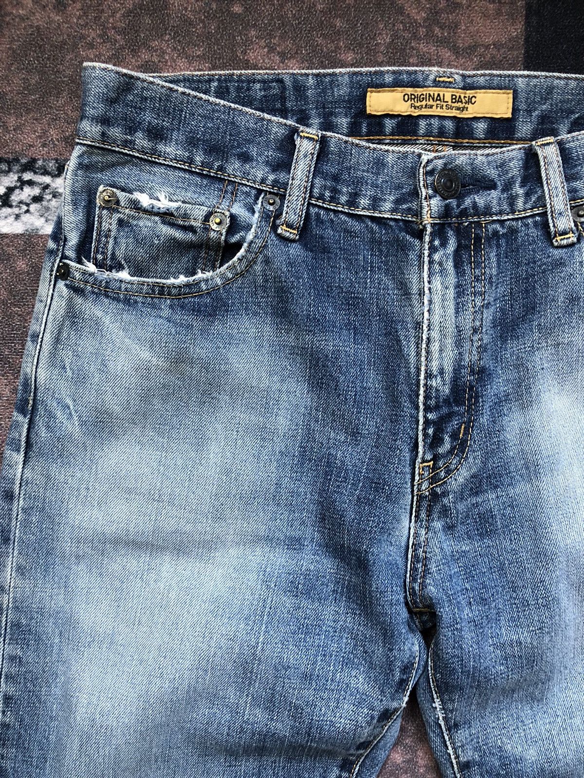 Japanese Brand × Vintage Vintage Uniqlo Japanese Brand Blue Faded Jeans Size US 31 - 3 Thumbnail