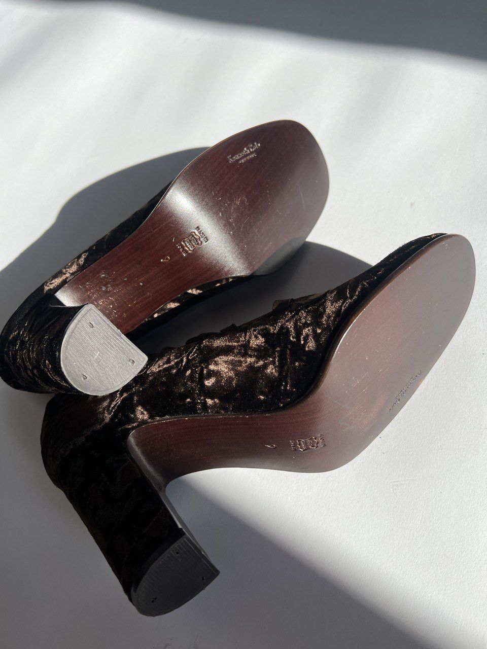 Kenneth Cole Kenneth Cole Lace Up Velvet Heels Size US 9 / IT 39 - 9 Thumbnail