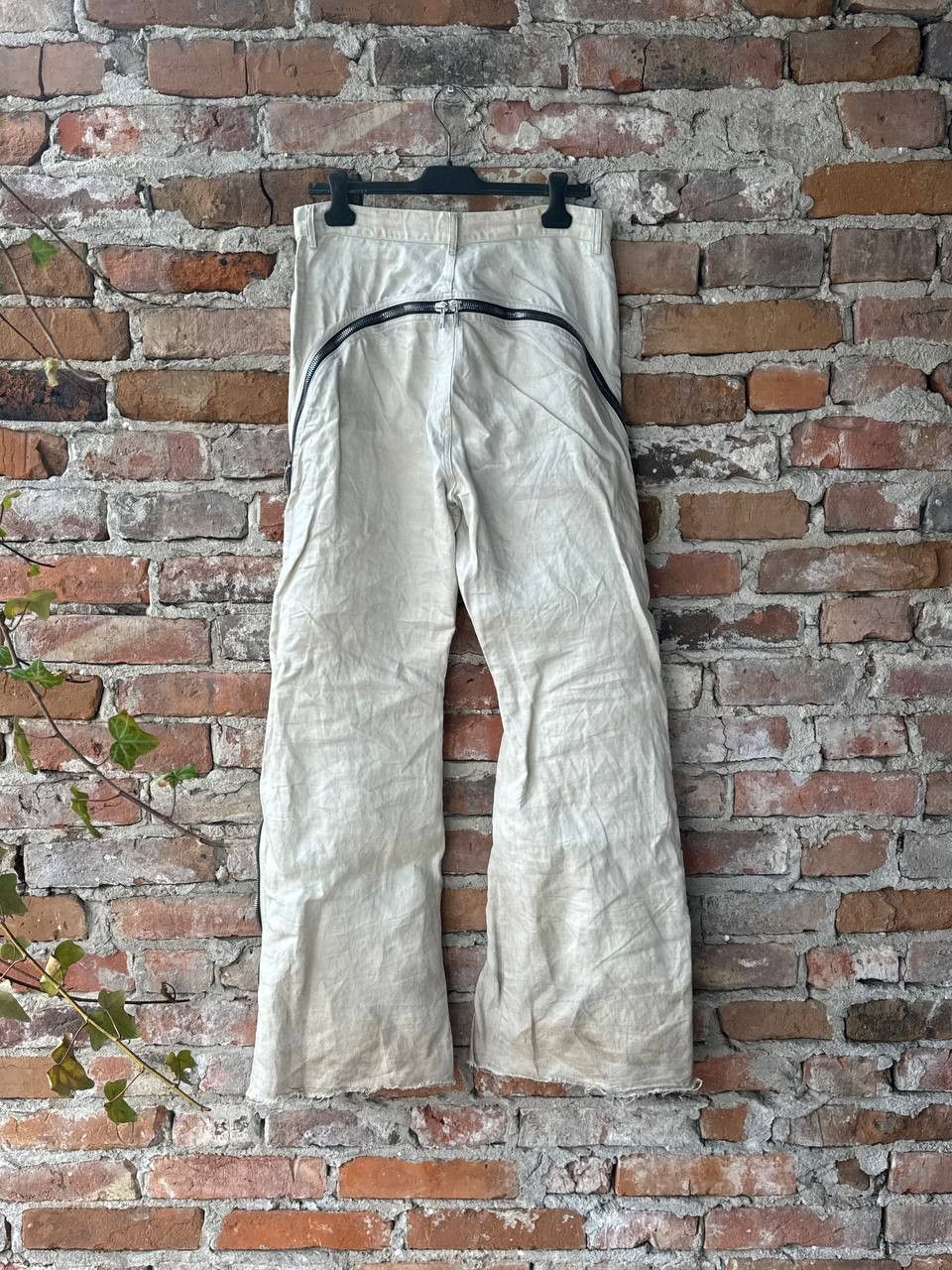 Rick Owens Rick Owens Mainline Hollywood ss25 banana bolans Size US 31 - 2 Thumbnail