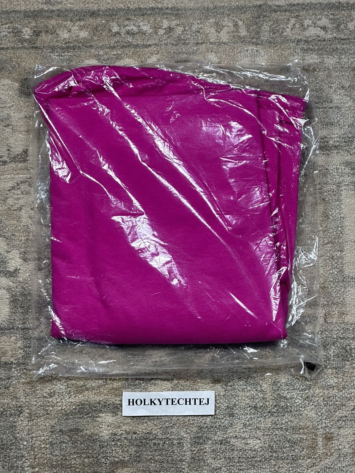 Supreme Supreme Gotham Tee - Magenta - XL - FW23 Size US XL / EU 56 / 4 - 6 Thumbnail
