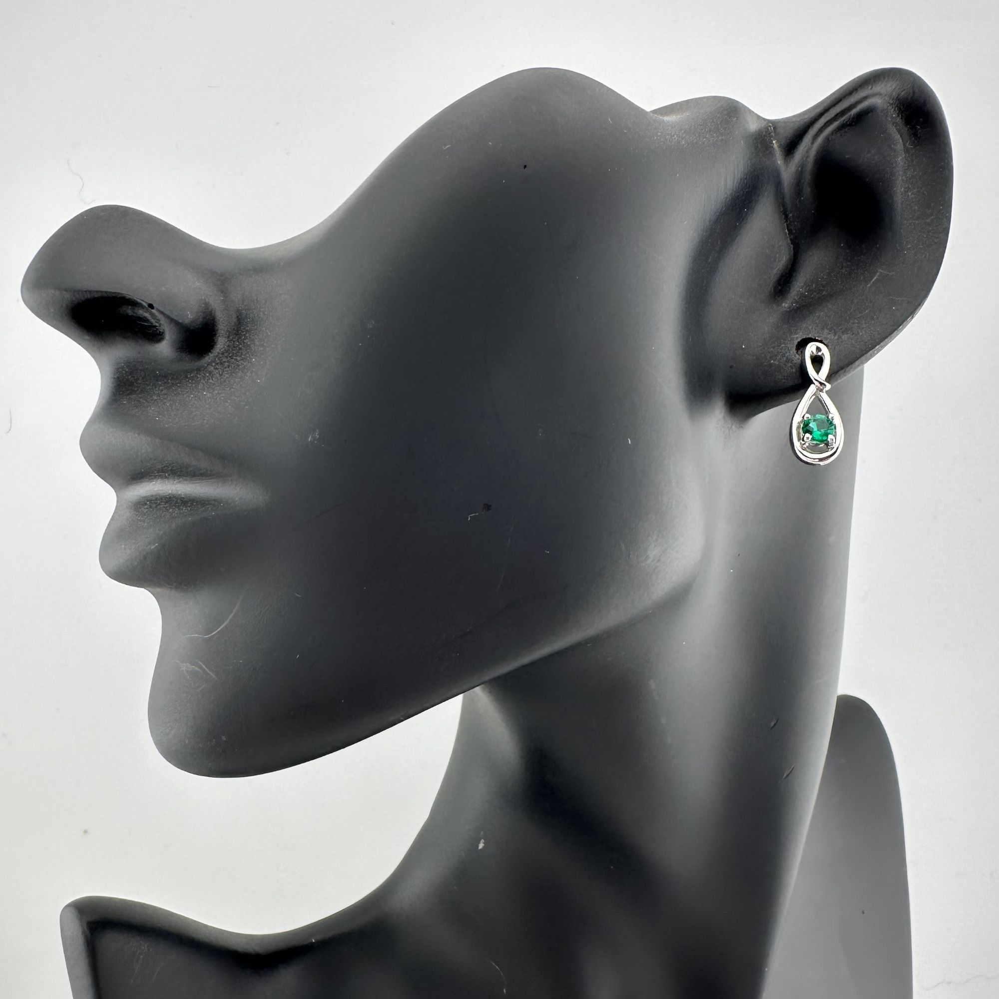 Other Beautiful Round Emerald Swoop Earrings in Sterling Silver Size ONE SIZE - 3 Thumbnail