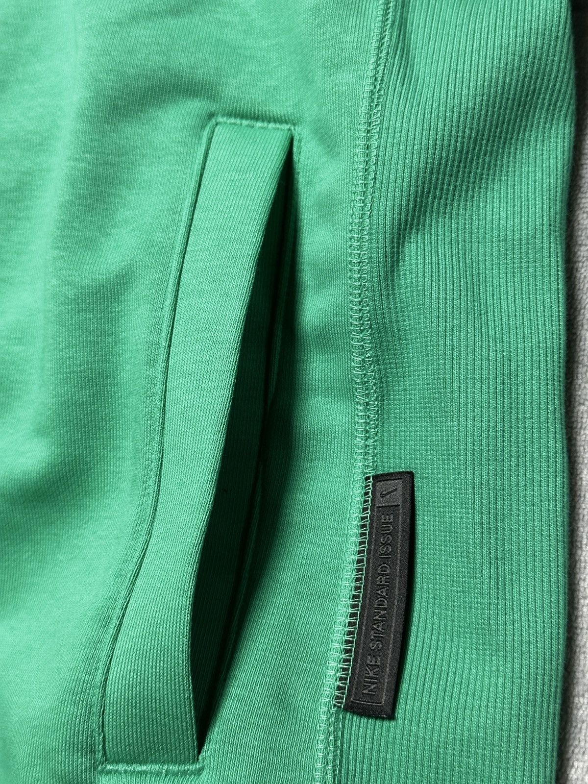 Nike NEW Men’s Nike Giannis Standard Issue 1/4 Zip Basketball Top Size US XL / EU 56 / 4 - 10 Thumbnail