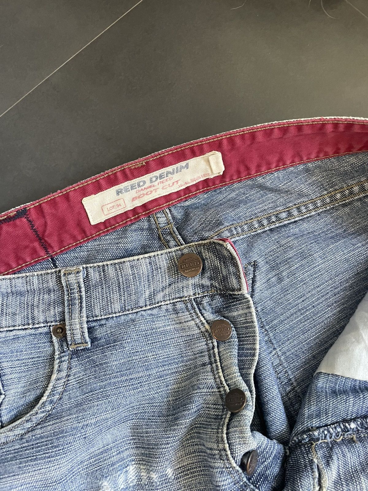 20471120 × Hysteric Glamour × Japanese Brand Rare Archive Flared Baggy Distressed Denim Cyber Skate Faded Size US 34 / EU 50 - 6 Thumbnail