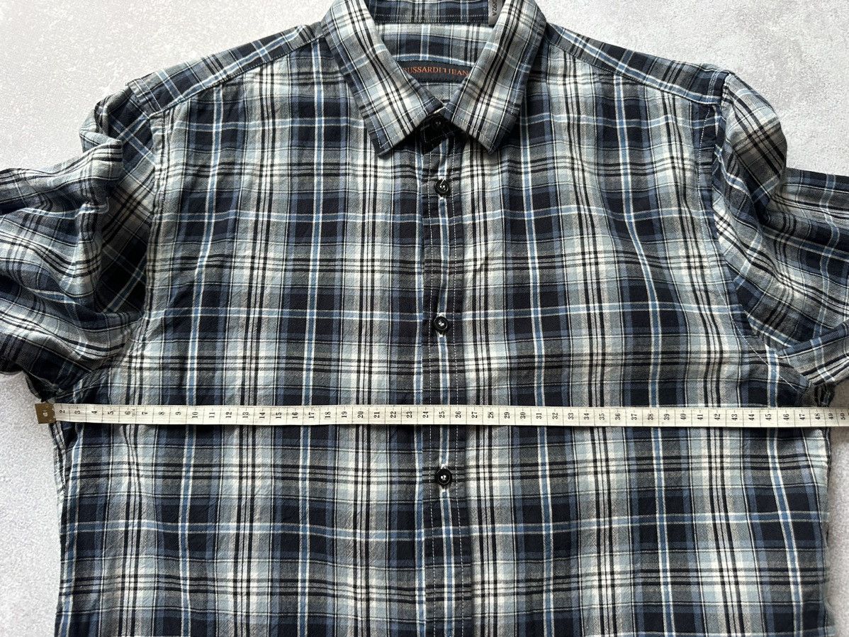 Trussardi × Vintage Shirt Trussardi jeans vintage streetwear size 39 Size US M / EU 48-50 / 2 - 8 Thumbnail