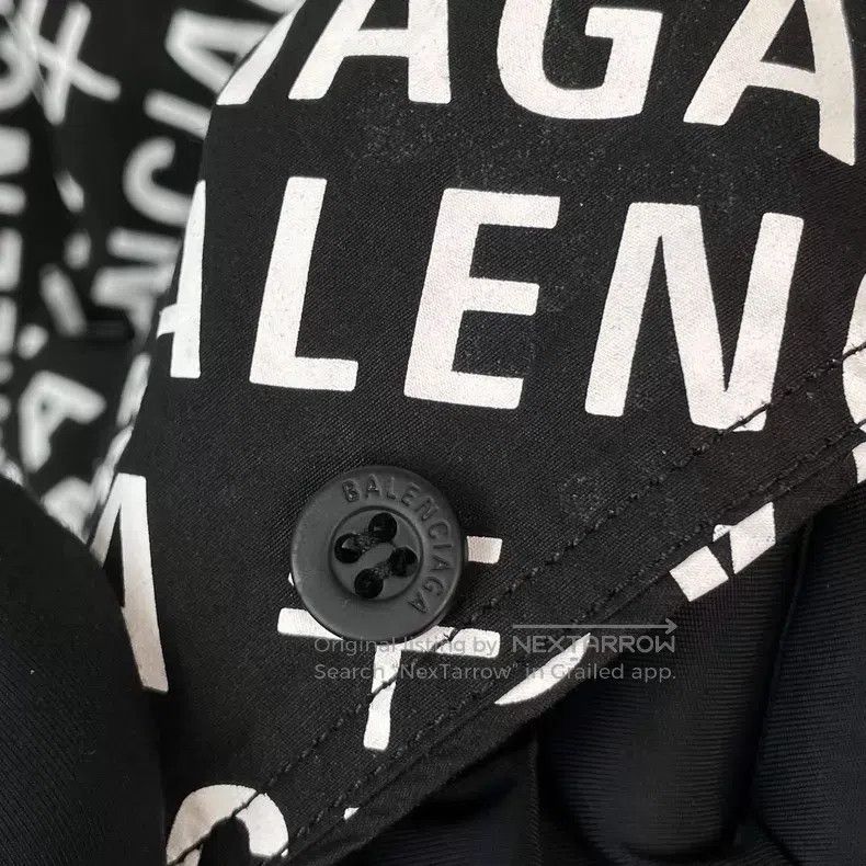 Balenciaga Balenciaga size 37 Cotton Logo all-over print long-sleeve Size US S / EU 44-46 / 1 - 7 Thumbnail