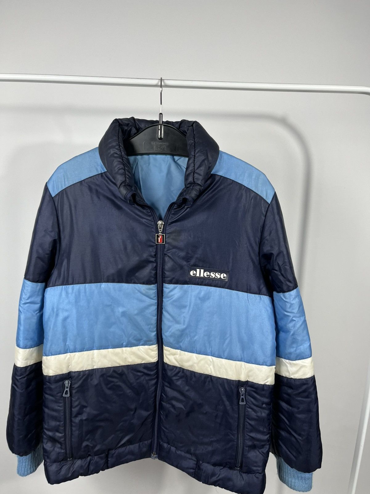 Ellesse Ellesse Vintage Puffer Jacket Blue Zip Up M Made in Italy Size US L / EU 52-54 / 3 - 2 Thumbnail