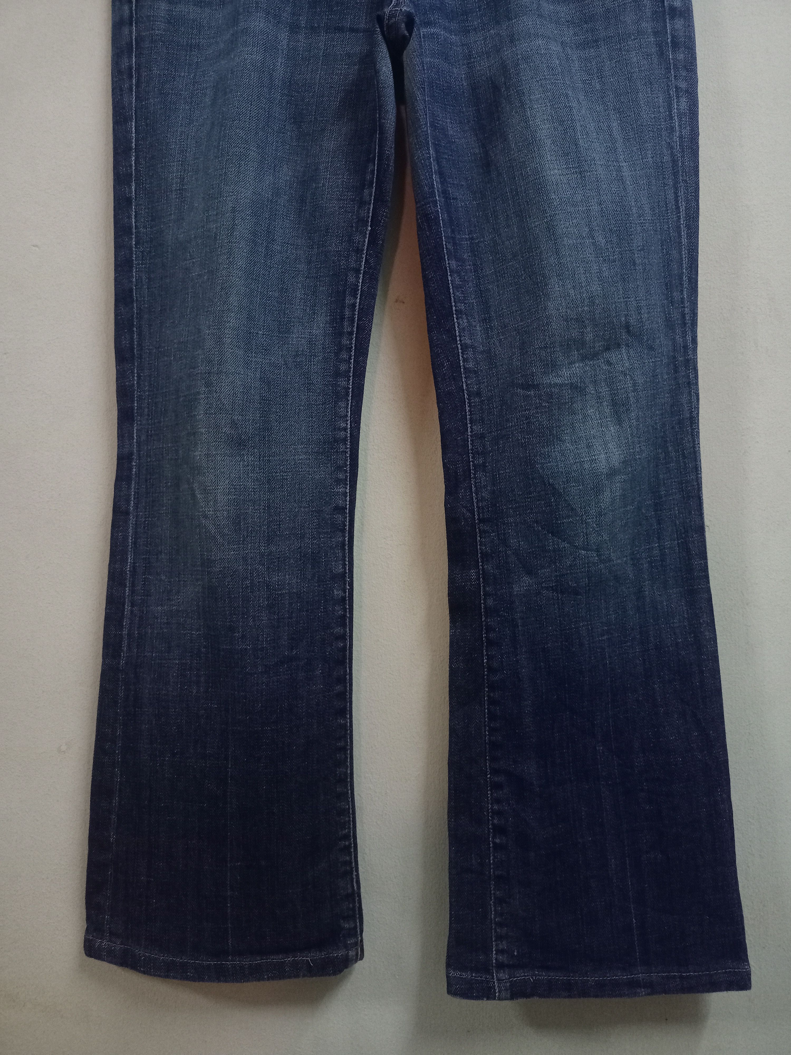 7 For All Mankind Vintage USA 7 For All Mankind Blue Wash Distress Flare Jeans Size 32" / US 10 / IT 46 - 5 Thumbnail