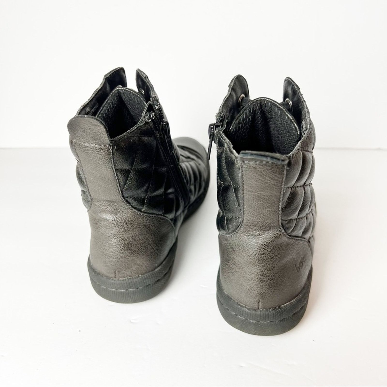 Boc Boc Leather Grey Leather Quilted Side Zip Booties Women 6M Size US 6 / IT 36 - 4 Thumbnail
