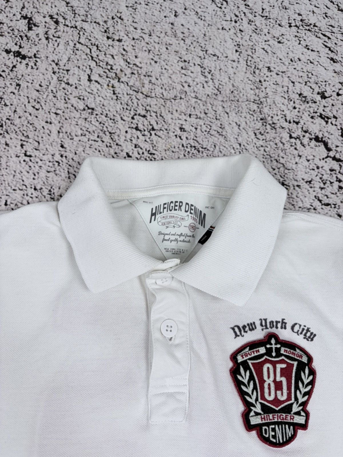 Tommy Hilfiger Tommy Hilfiger Denim White Varsity 85 Patch Polo Shirt L Size US L / EU 52-54 / 3 - 6 Thumbnail