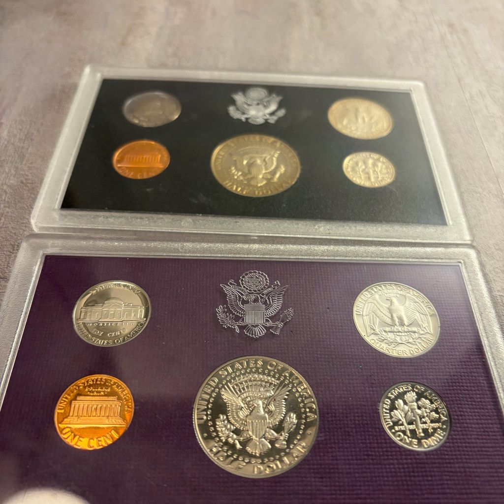 WISDOM Pair 1983 & 1984 U.S. Proof Sets Size 26 - 1 Thumbnail