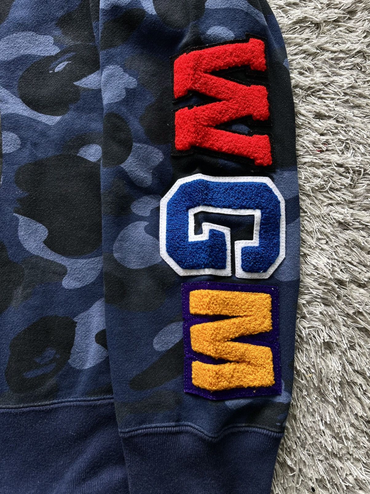 Bape 💥RARE💥 BAPE SHARK BLUE CAMO SWEATSHIRT Size US L / EU 52-54 / 3 - 5 Thumbnail
