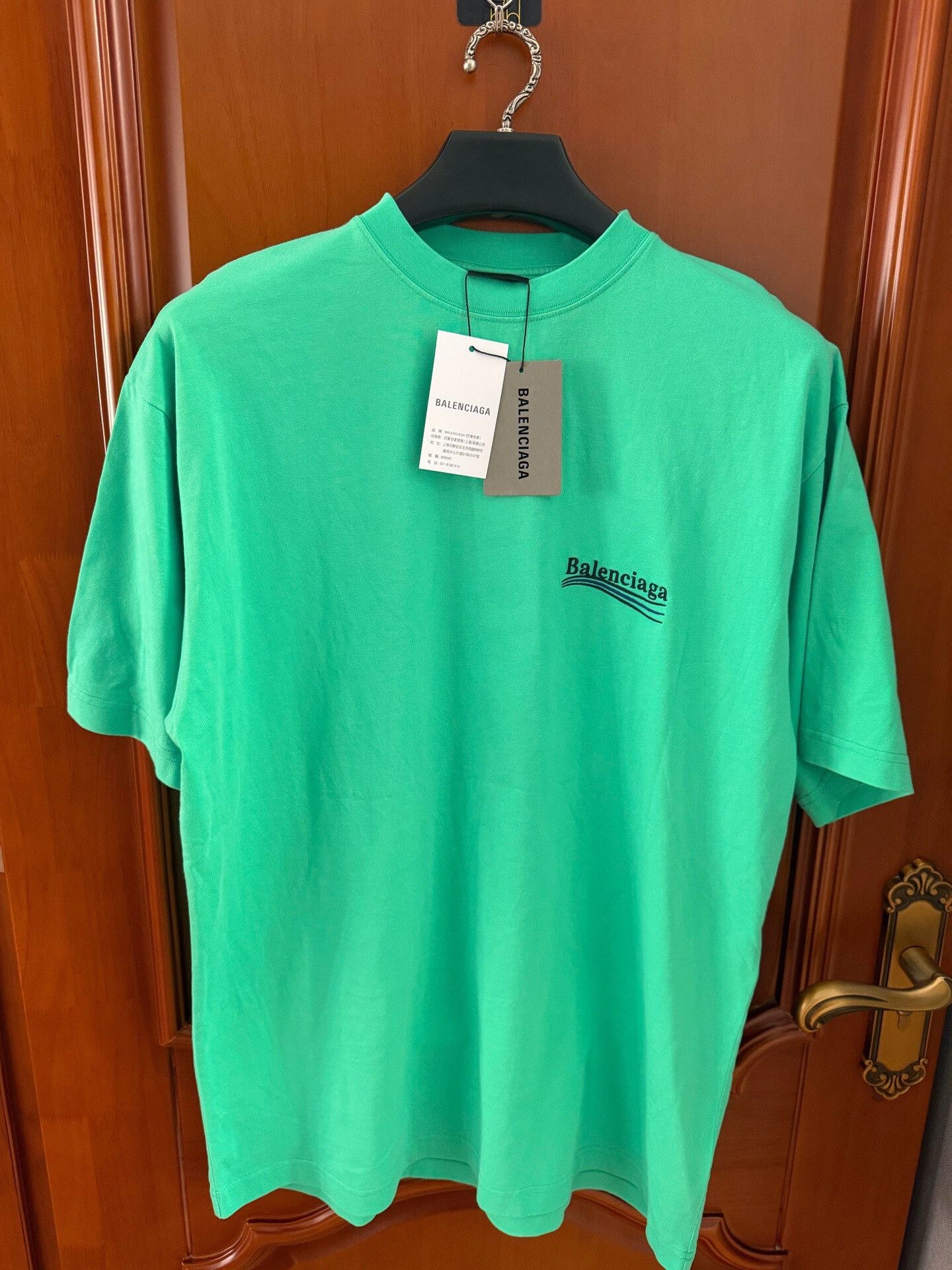 Balenciaga Balenciaga Embroidered Green T-Shirt xs Men Size US XS / EU 42 / 0 - 1 Thumbnail