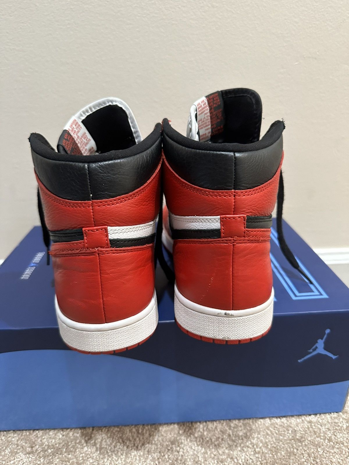Jordan Brand × Nike Jordan 1 homage to home Size US 11 / EU 44 - 9 Thumbnail