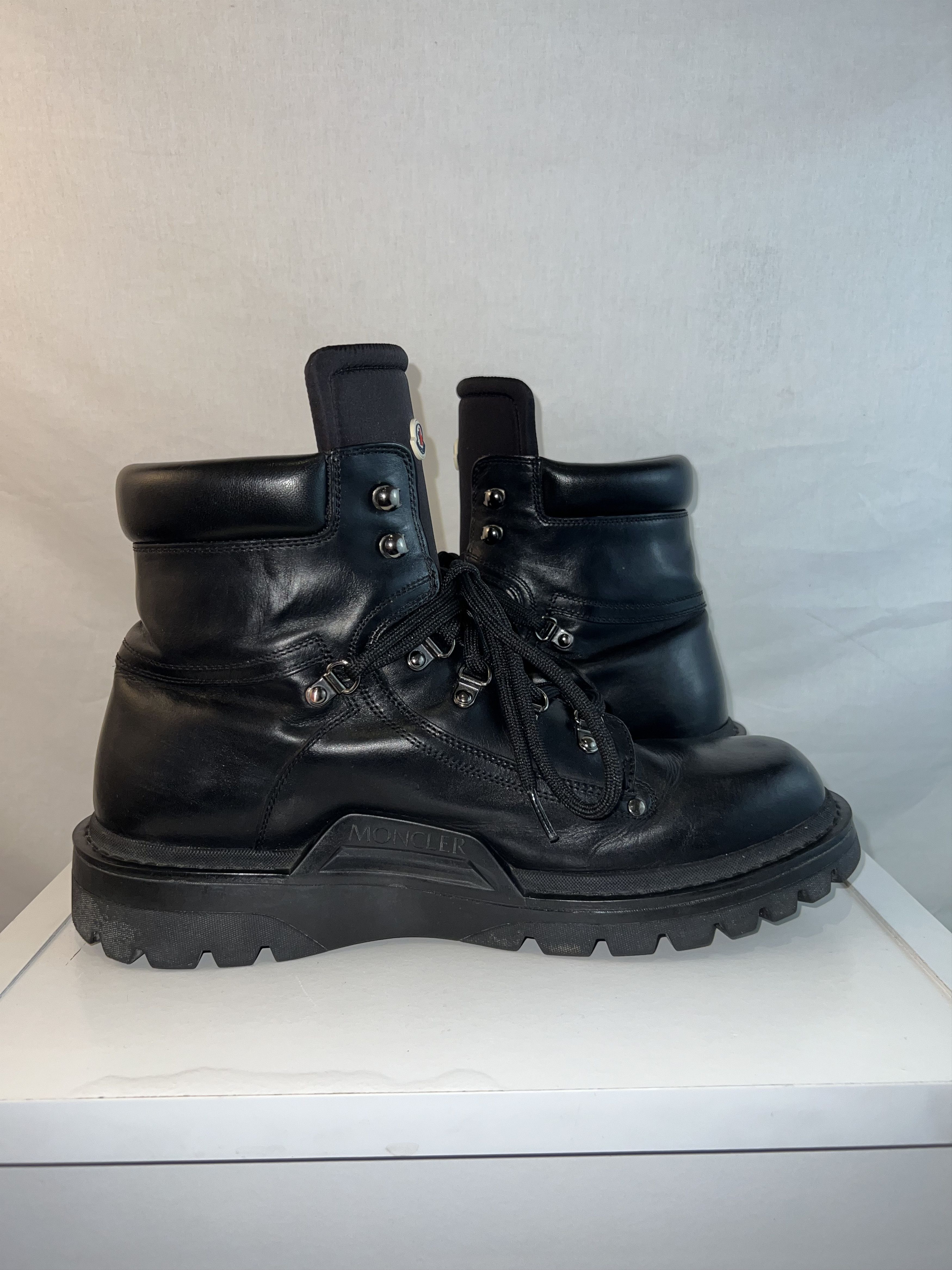 Moncler Moncler - Gently Worn Hiking Boot in Smooth Leather Size 11 Size US 11 / EU 44 - 5 Thumbnail