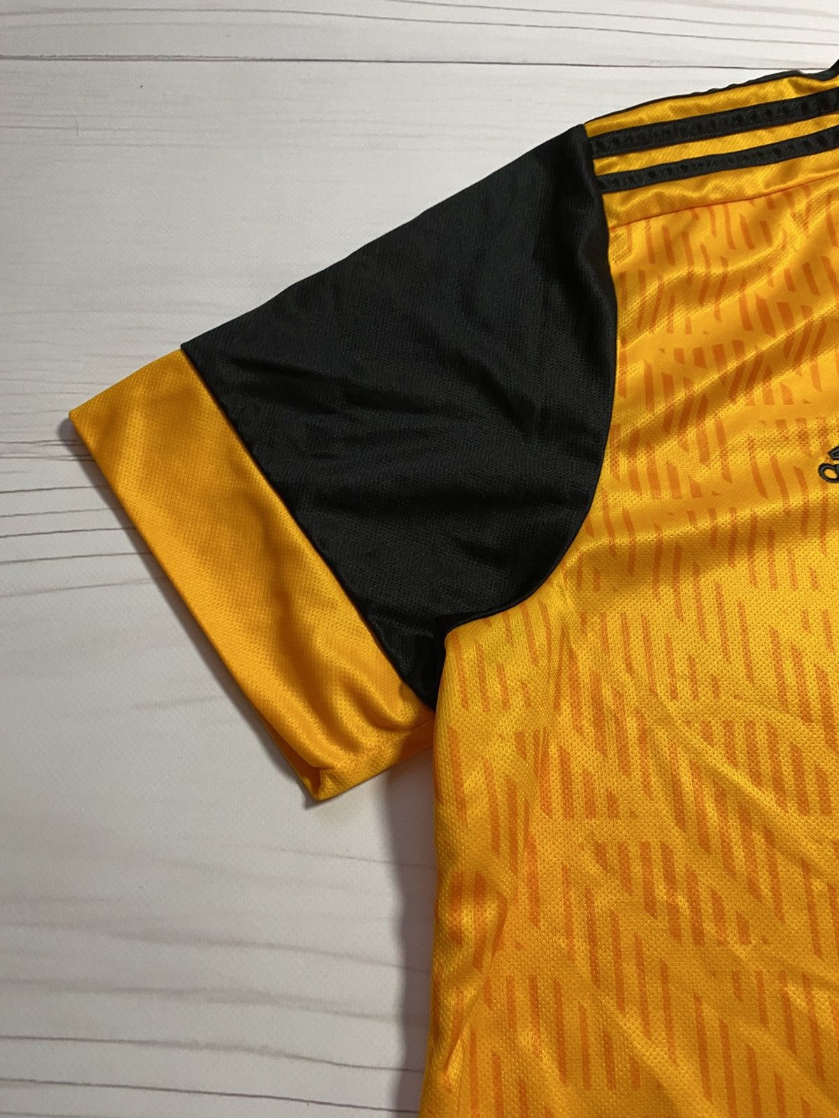 Adidas Adidas Wolverhampton Wanderers 2020/21 home soccer jersey Size US XL / EU 56 / 4 - 8 Thumbnail