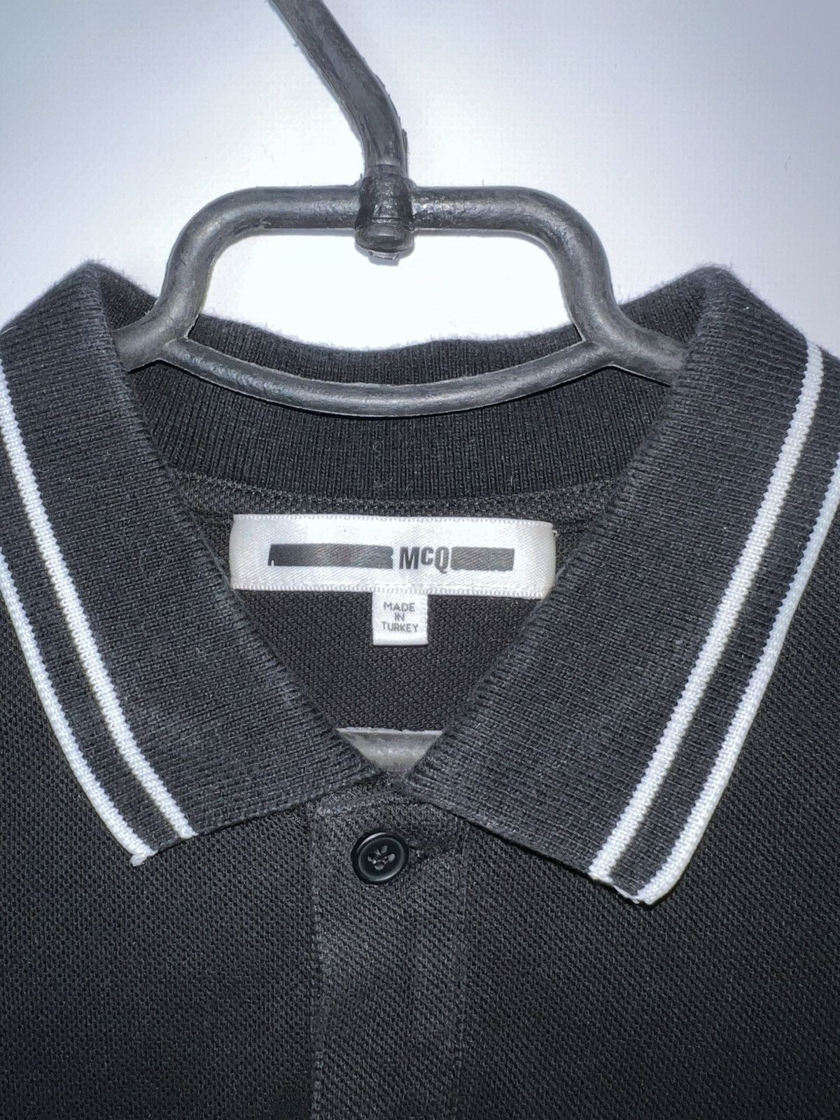 Alexander McQueen Luxury MCQ Alexander McQueen Black Swallow Logo Polo Shirt Size US S / EU 44-46 / 1 - 3 Thumbnail