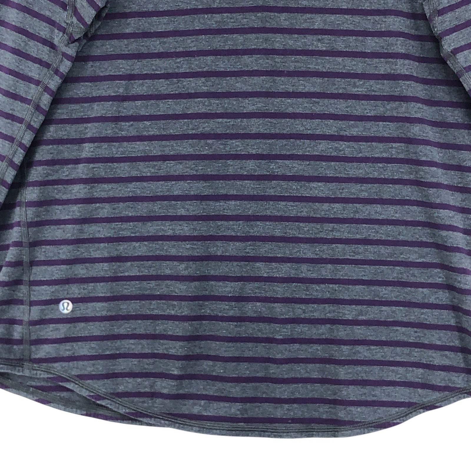 Lululemon Lululemon Size L Shirt Henley Long Sleeve Stripe Gray Purple Size US L / EU 52-54 / 3 - 10 Thumbnail