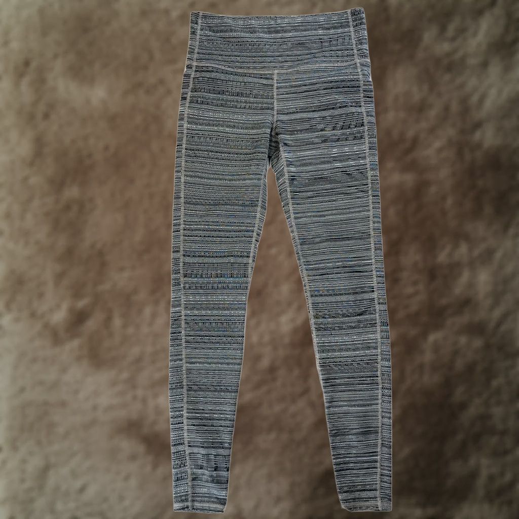 Athleta Athleta High Rise Leggings Black / Gray Ripple Jacquard Chaturanga Size S 455973 Size 28" / US 6 / IT 42 - 1 Thumbnail