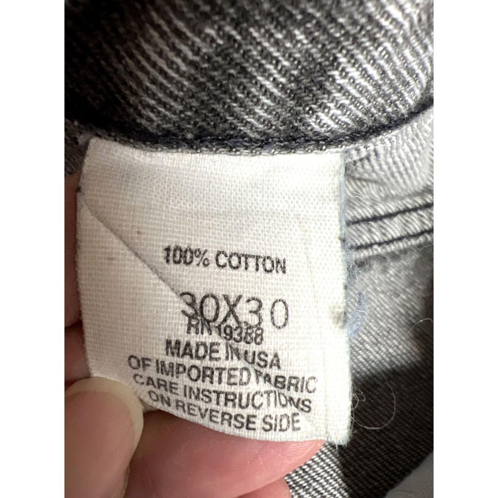 Denime VINTAGE Brittania Jeans Mens 30x30 Gray Denim Straight Leg Stone Wash 5-Pocket Design Regular Rise Mens Jeans 80s 90s Grunge Outdoor USA Rails Size US 30 / EU 46 - 3 Thumbnail