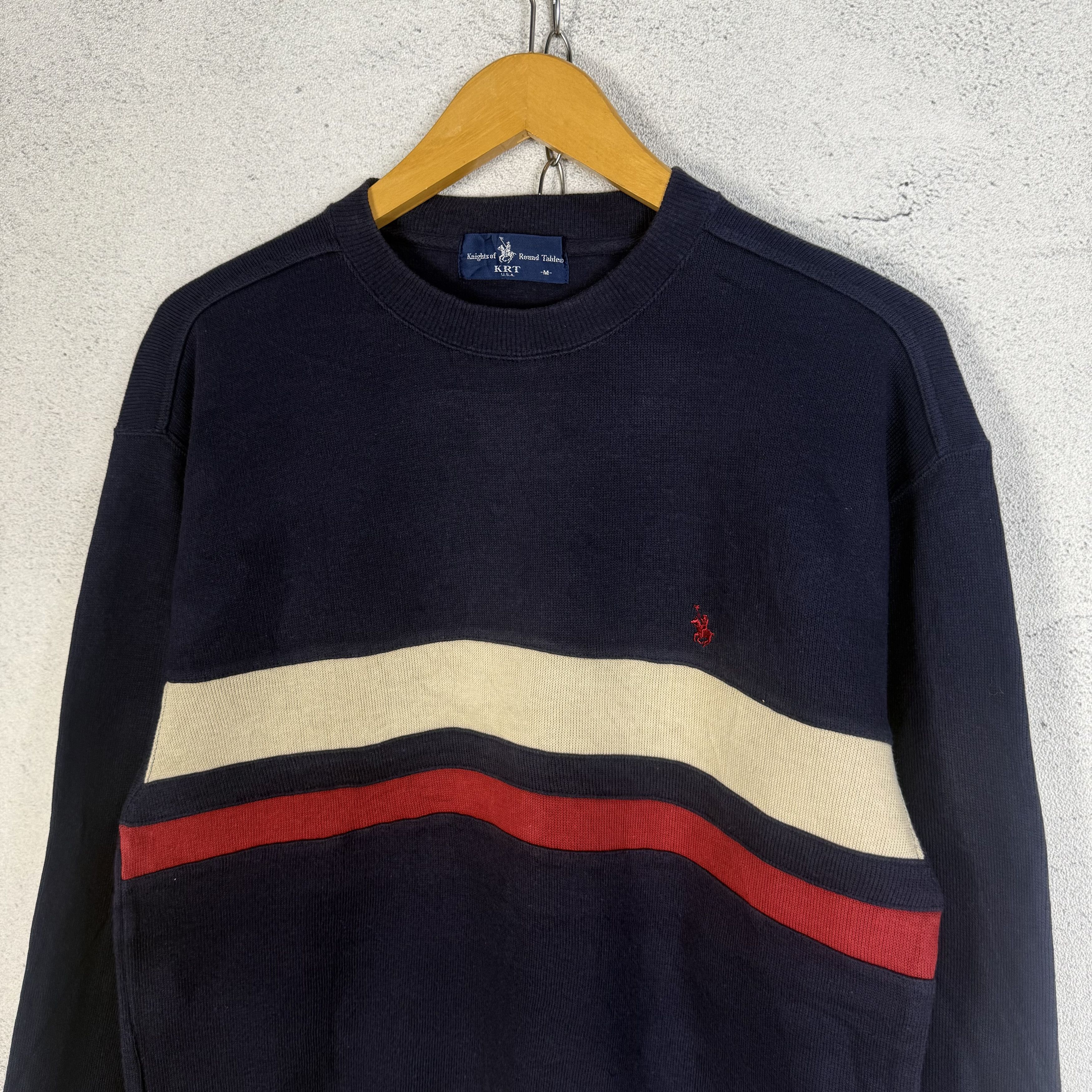 Vintage Vintage Knights Of Round Table USA Sweatshirt Crewneck Size US S / EU 44-46 / 1 - 2 Thumbnail