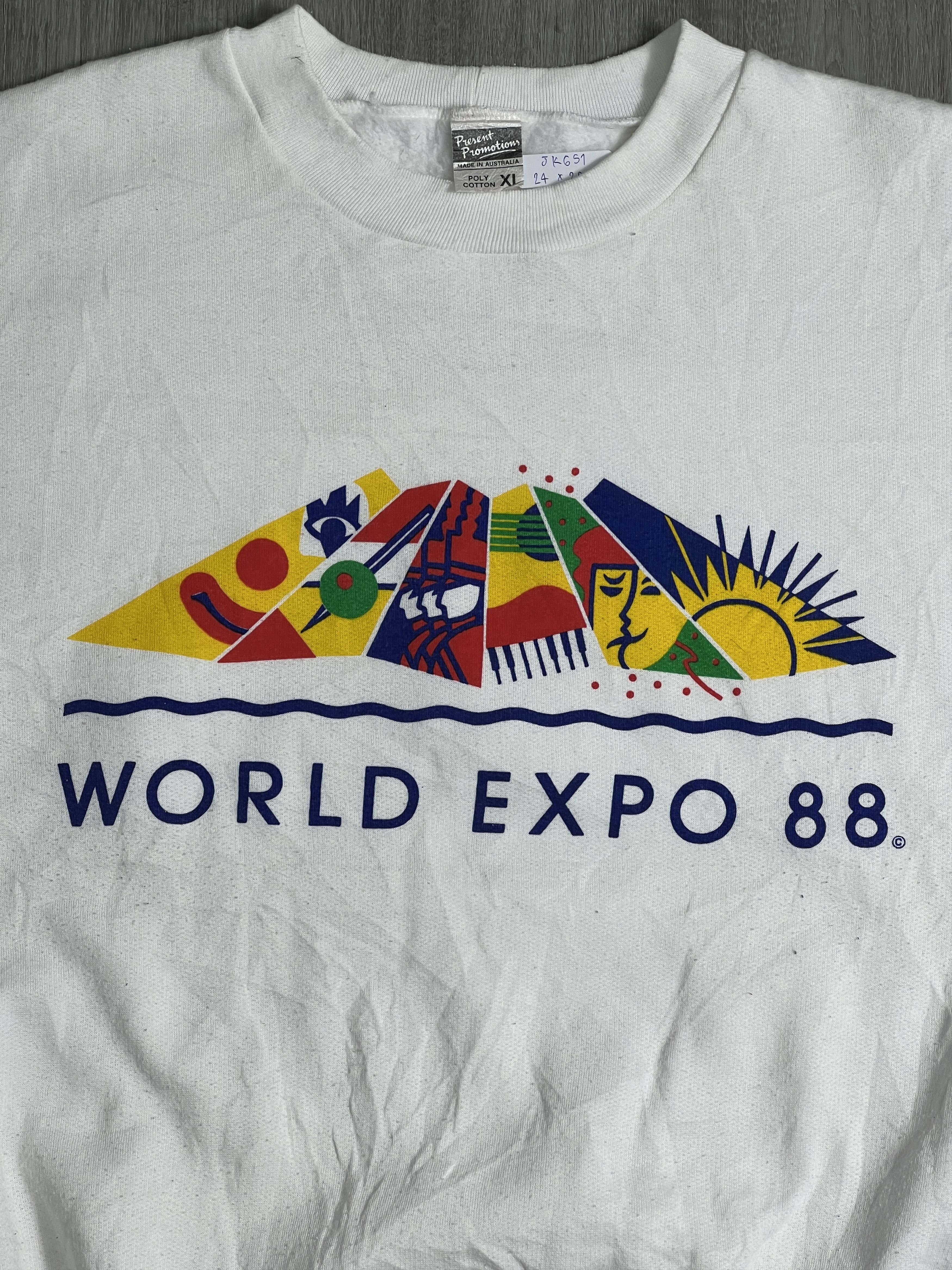 Man Made In Australia × Vintage Vintage 80s World Expo '88 Promo Sweatshirt (XL) JK651 Size US M / EU 48-50 / 2 - 2 Thumbnail