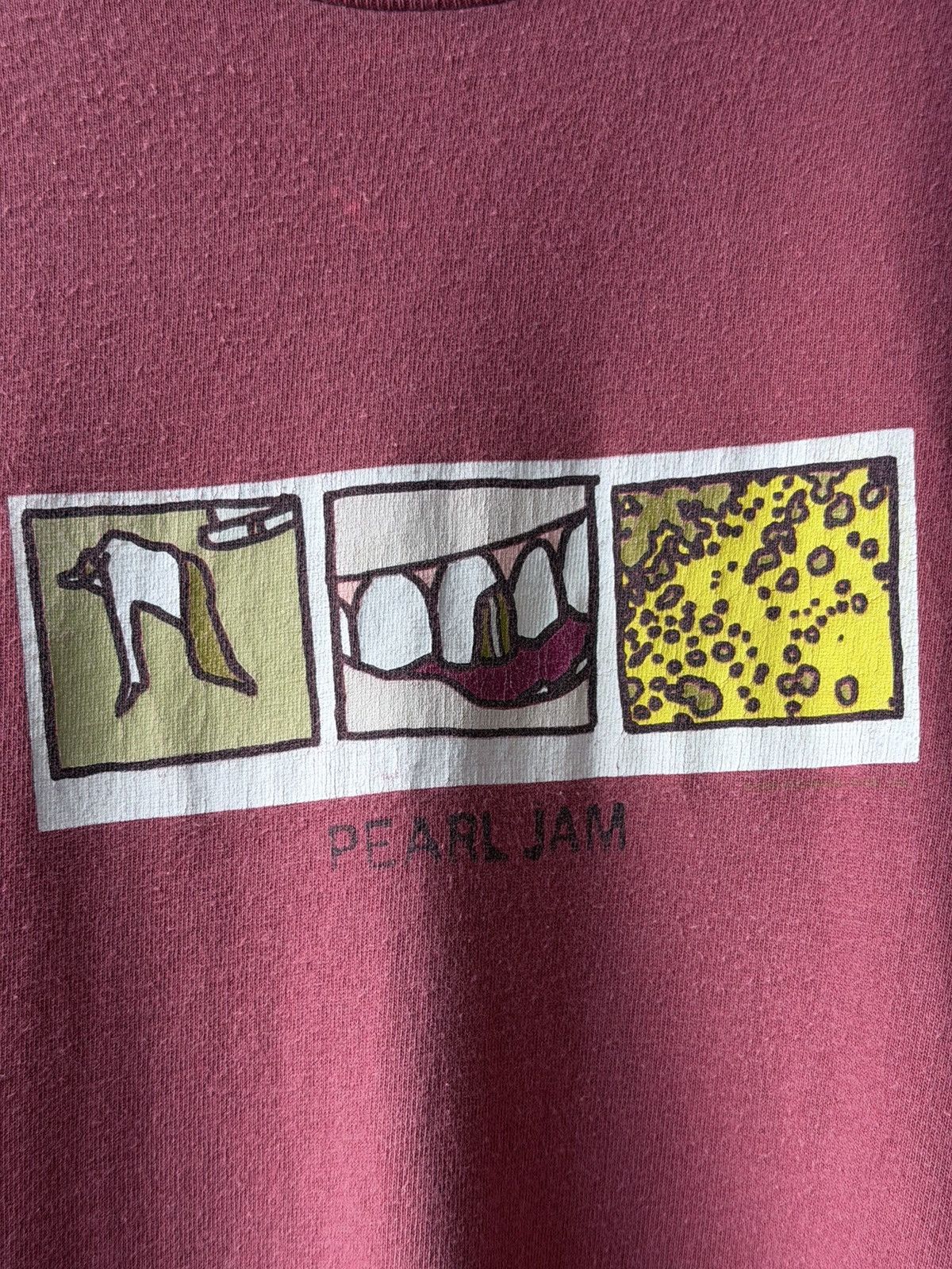Band Tees Vintage 90s Pearl Jam Box Logo Tour T-Shirt Tee Size US L / EU 52-54 / 3 - 9 Thumbnail
