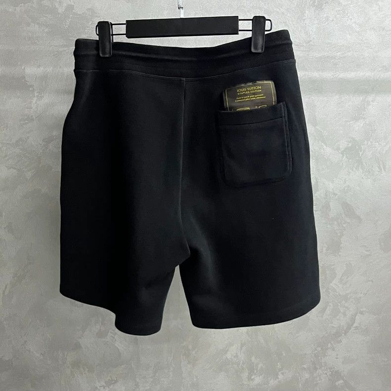 Louis Vuitton Louis Vuitton size m Black Reversible Lace-Up Sportswear Sh Size US 28 / EU 44 - 2 Thumbnail