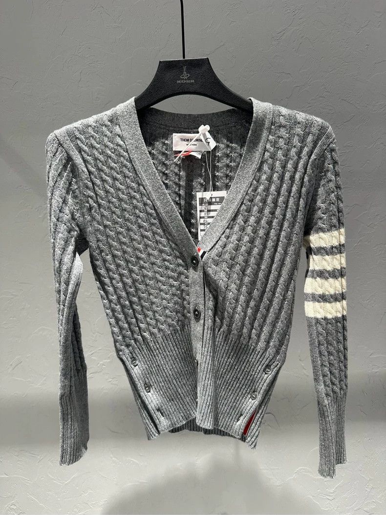 Thom Browne Thom Browne Gray knit cardigan Size XS / US 0-2 / IT 36-38 - 1 Thumbnail