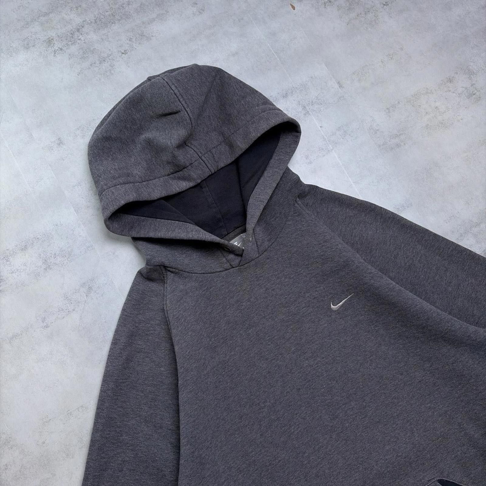 Nike Y2K Grey Nike Small Swoosh Baggy Skater Hoodie Size US M / EU 48-50 / 2 - 4 Thumbnail