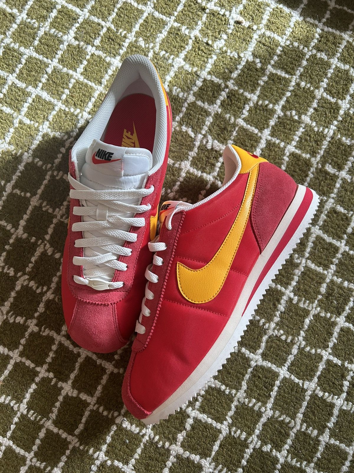 Nike Nike Cortez Size US 9 / EU 42 - 2 Thumbnail