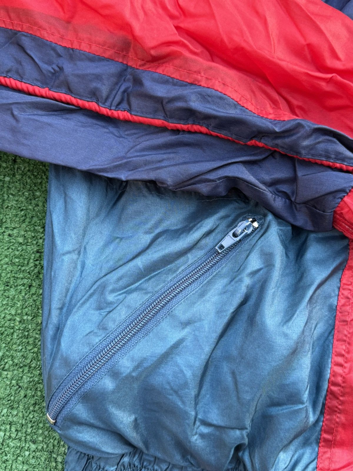 Dunlop Dunlop red and blue windbreaker jacket Size US L / EU 52-54 / 3 - 7 Thumbnail