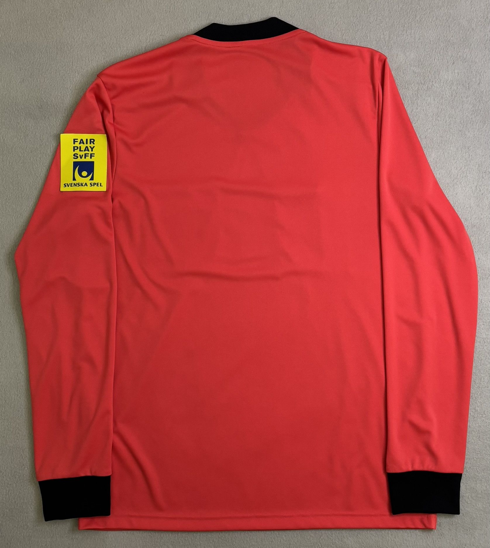 Adidas Sweden 2017/2018 Adidas Referee Shirt Size M Size US M / EU 48-50 / 2 - 12 Thumbnail