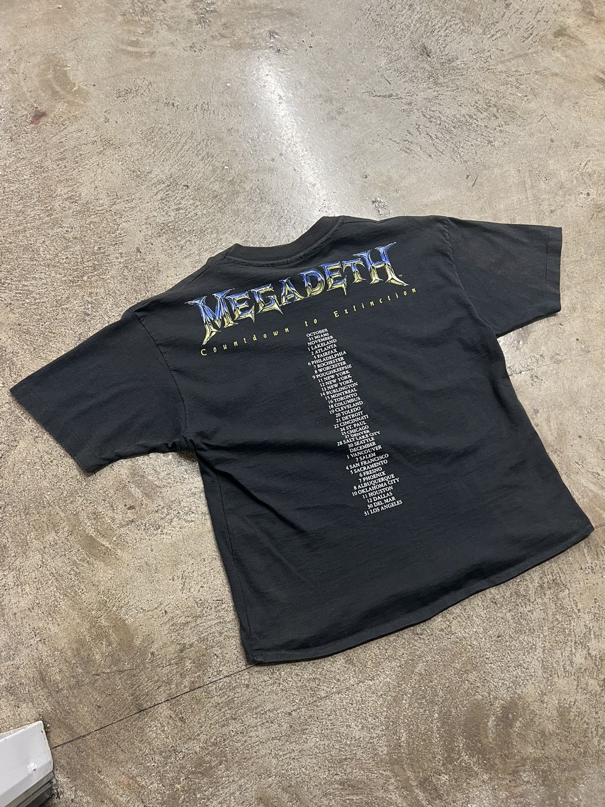 Band Tees Vintage 1992 Megadeth Countdown To Extinction Tee Size US S / EU 44-46 / 1 - 6 Thumbnail