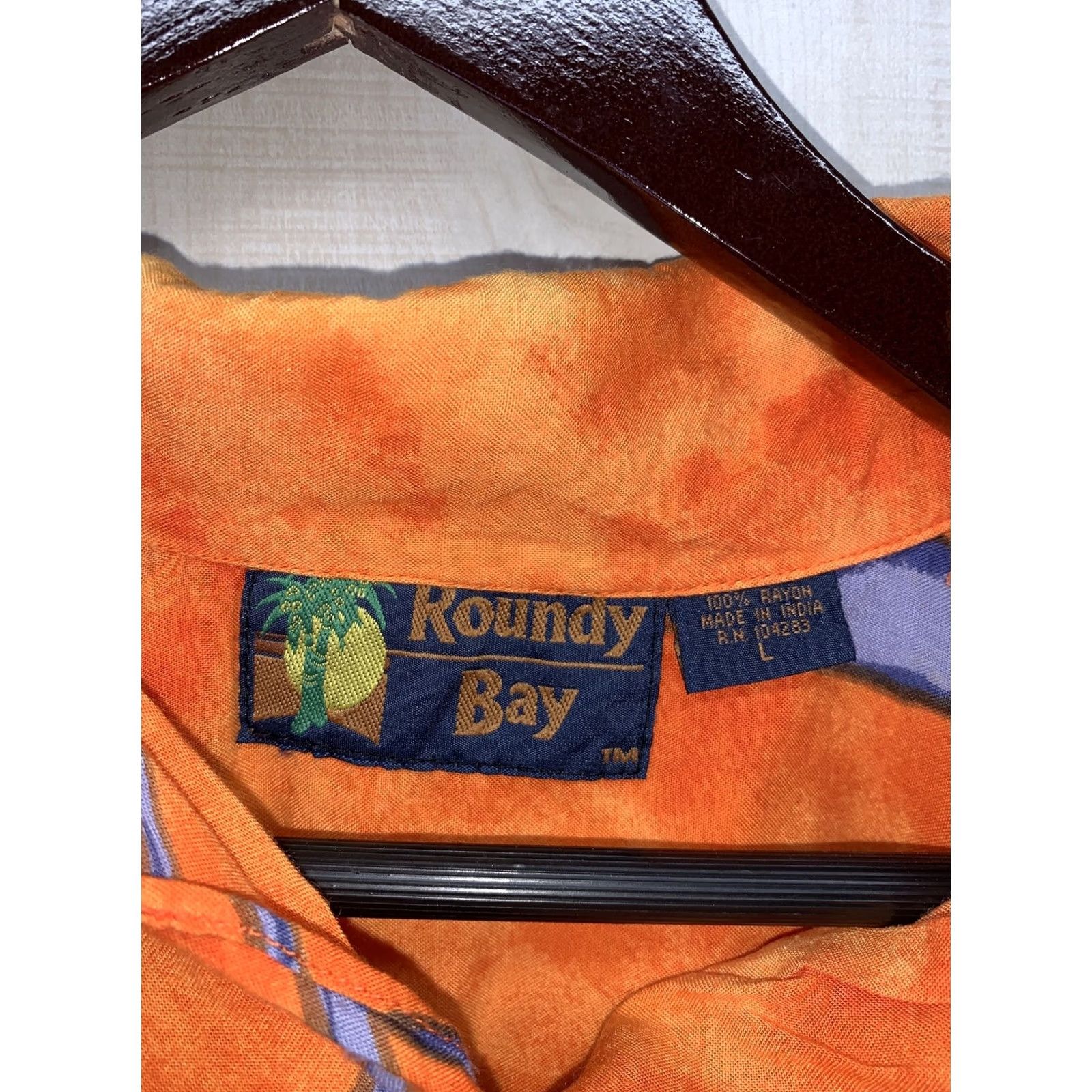 Vintage VINTAGE Roundy Bay Mens Tulip Bright Orange Button Up Shirt Size L-7870 Size US L / EU 52-54 / 3 - 8 Thumbnail