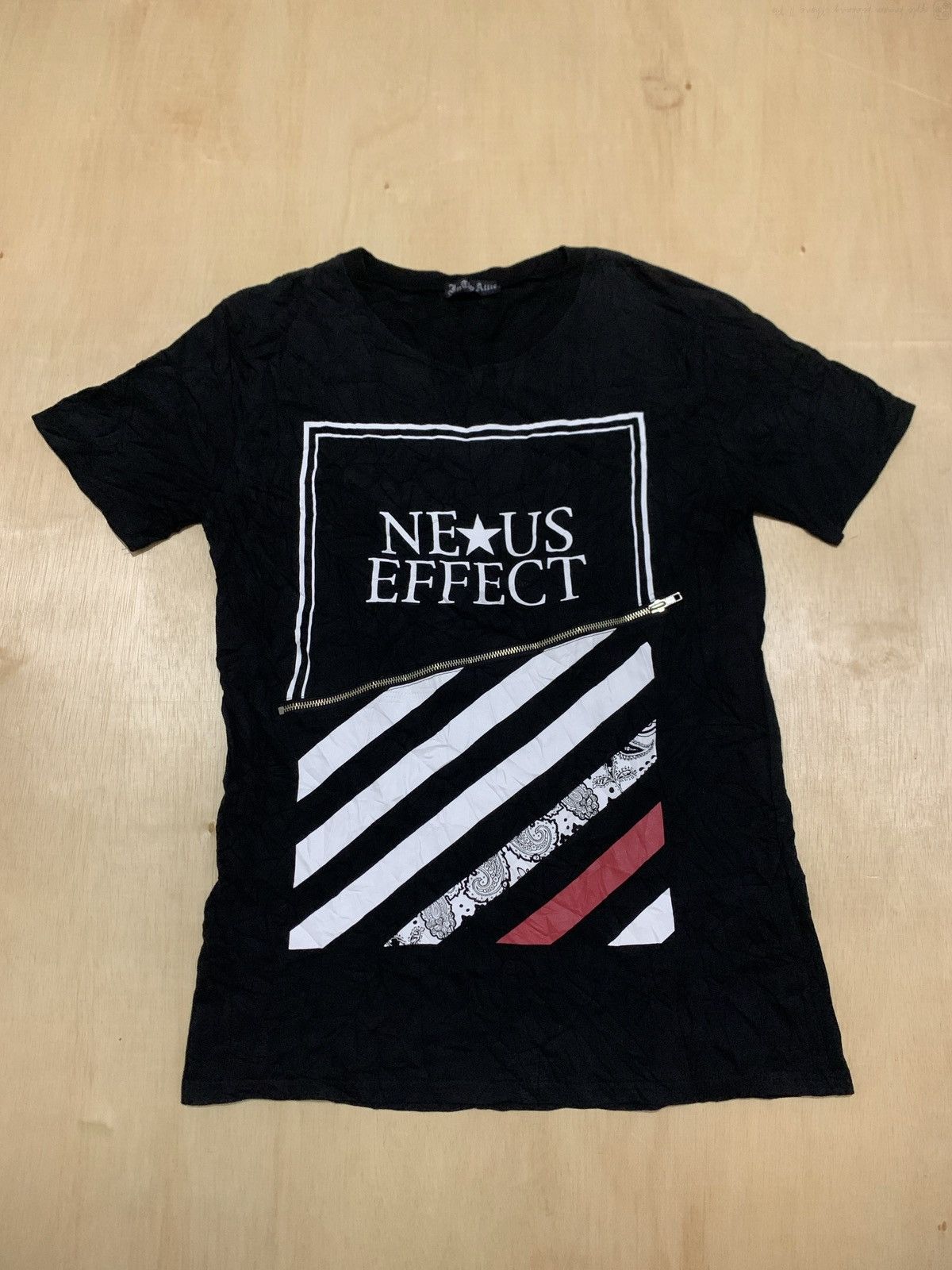 20471120 × In The Attic × Japanese Brand In the Attic Neus Effect Zipper Tshirt Size US L / EU 52-54 / 3 - 1 Thumbnail