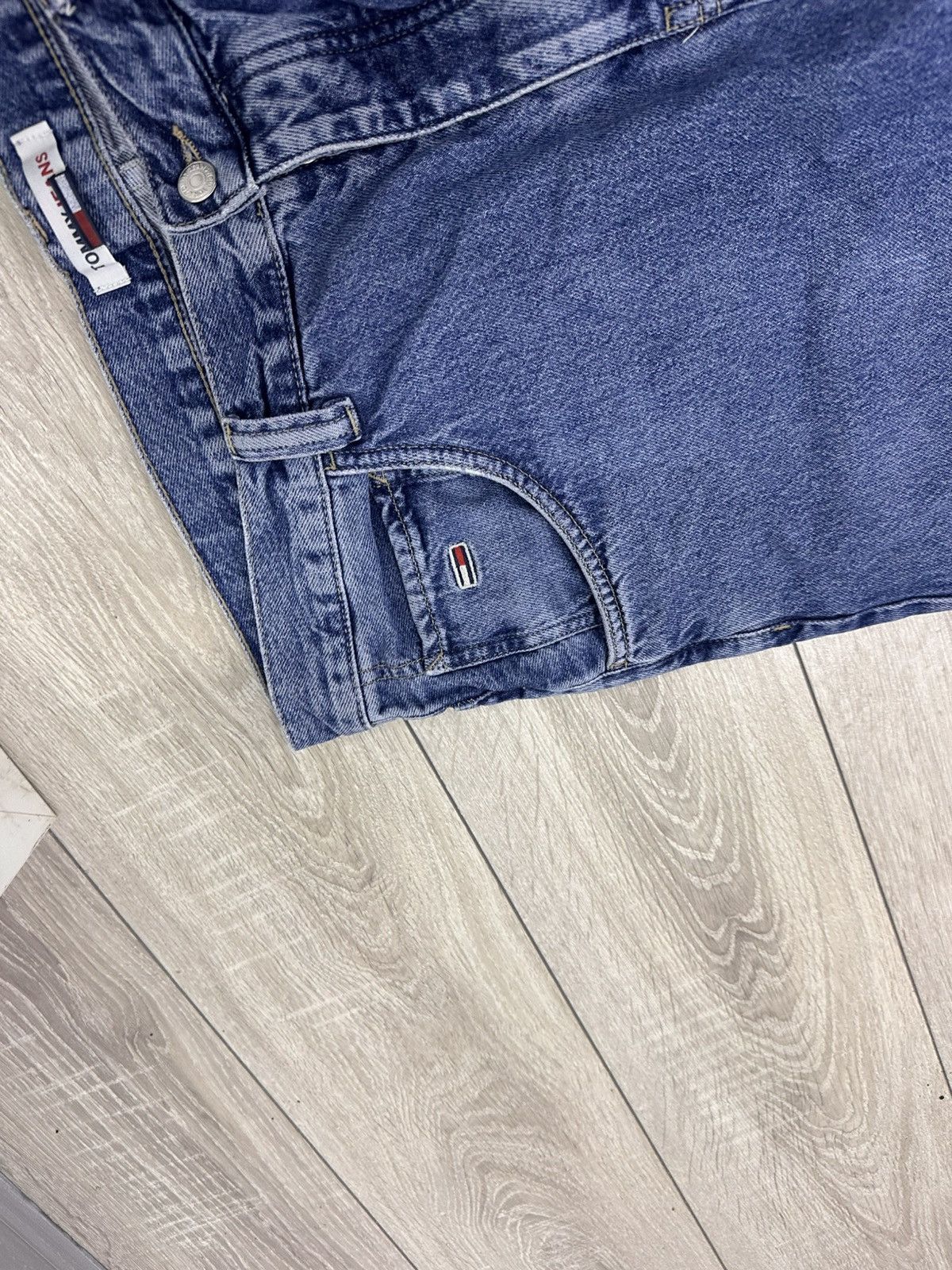 Vintage Tommy Hilfiger 90s Vintage Baggy Loose Fit Jeans Size US 36 / EU 52 - 4 Thumbnail