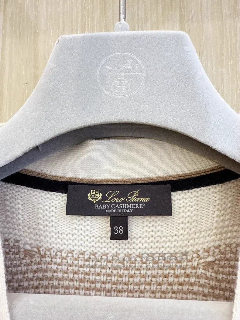 Loro Piana Loro Piana Open Cardigan Baby Cashmere Knit Sweater Size XS / US 0-2 / IT 36-38 - 4 Thumbnail