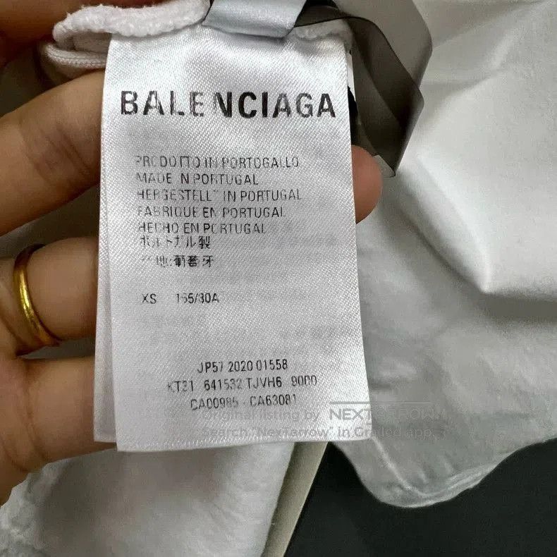 Balenciaga Balenciaga Vintage Cathedral Print Tee. Size US XS / EU 42 / 0 - 4 Thumbnail