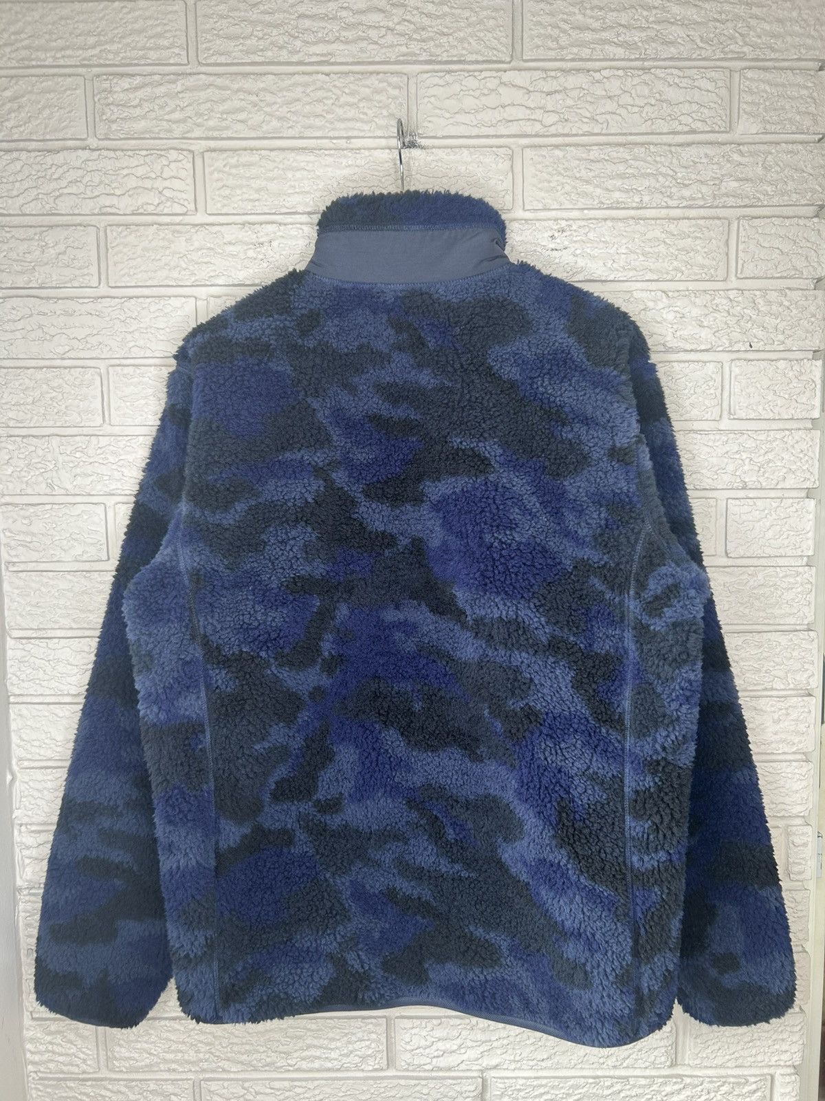 Uniqlo Uniqlo Deep Pile Blue Camo Sherpa Fleece Jacket Size US L / EU 52-54 / 3 - 5 Thumbnail