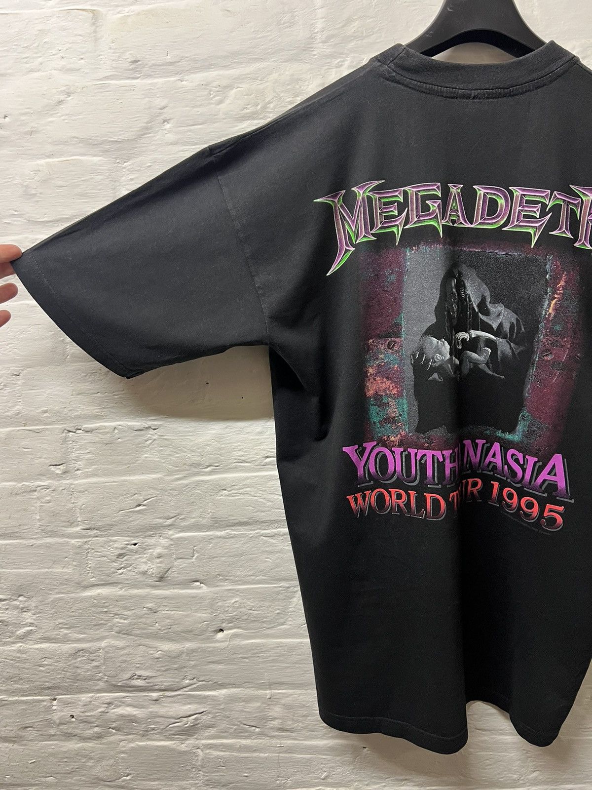 Band Tees × Megadeth megadeth vintage band tee Vintage Shirt 90’s Size US L / EU 52-54 / 3 - 3 Thumbnail