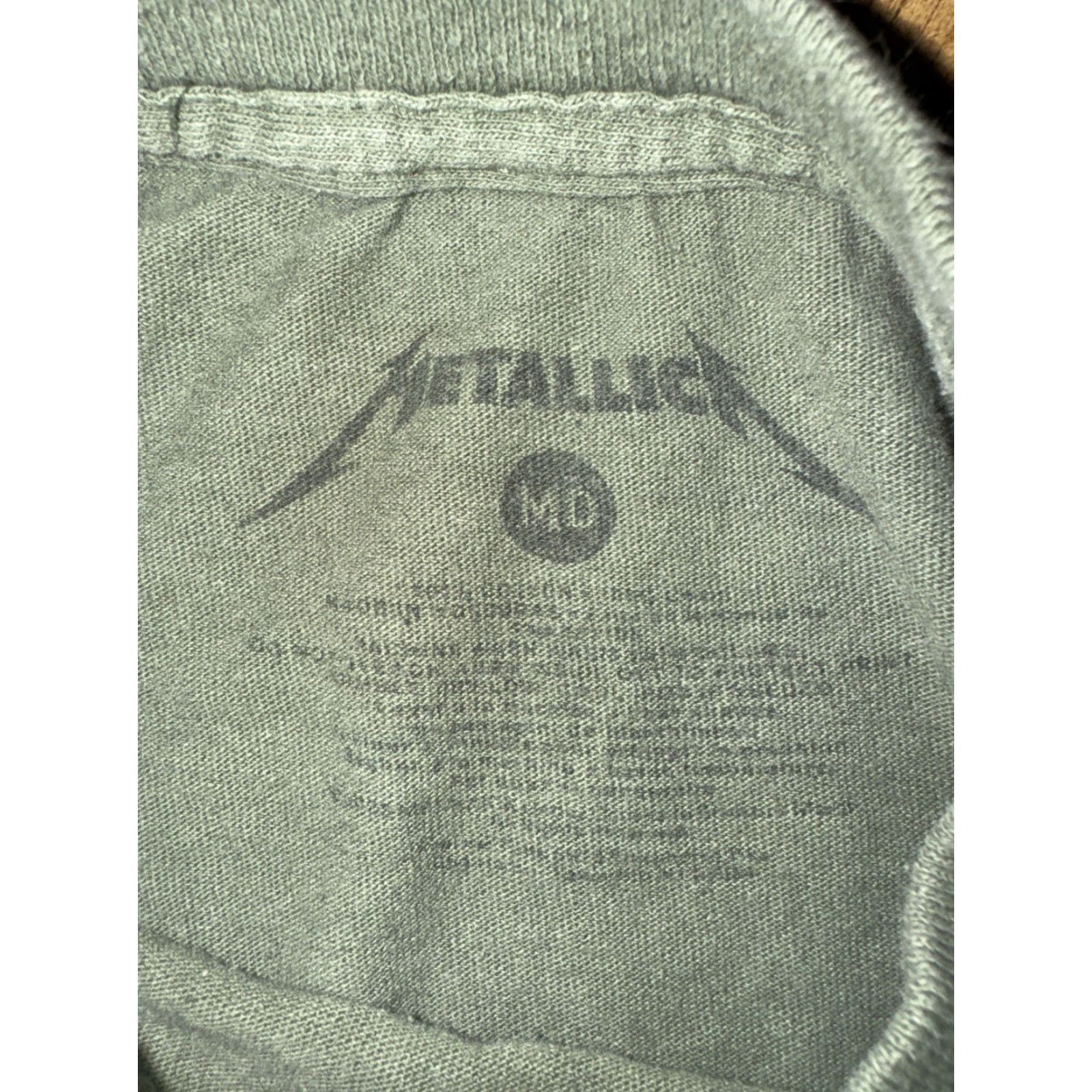 Vintage Metallica Damaged Justice 88-89 Tour Graphic T-Shirt Green Medium Band Tee Mens Shirt 90s Rock Graphic Print Vintage Size US M / EU 48-50 / 2 - 4 Thumbnail