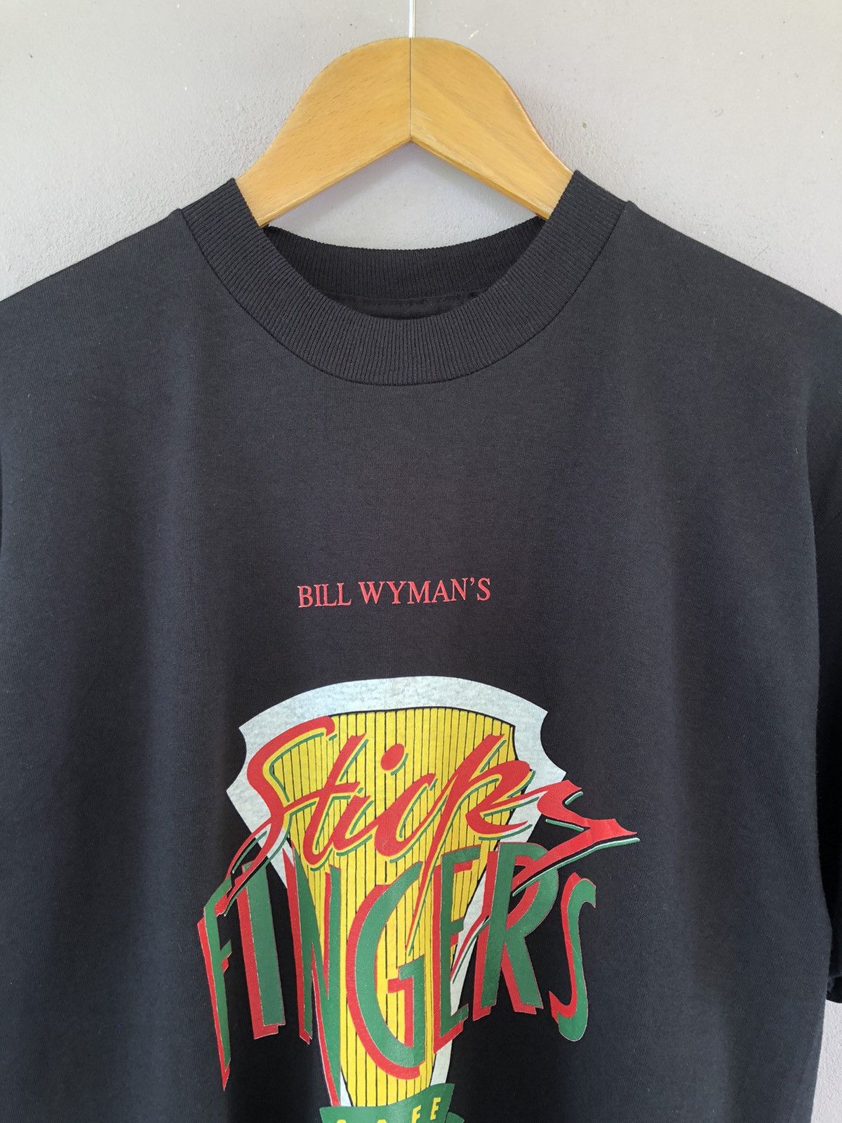 Band Tees Vintage 1990s Bill Wyman’s Sticky Fingers Cafe London Size US L / EU 52-54 / 3 - 2 Thumbnail