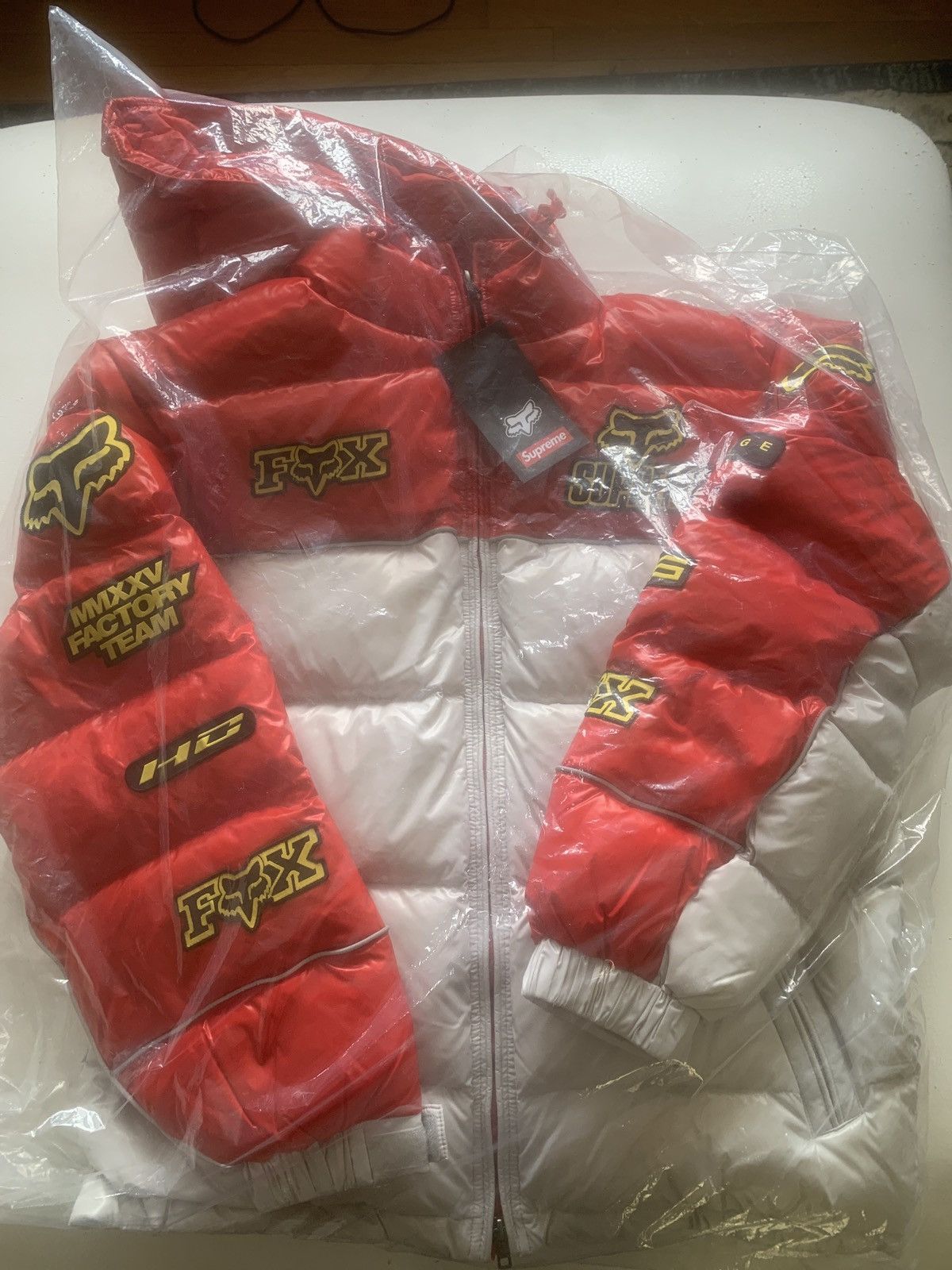 Fox Racing × Supreme Supreme x Fox Racing Down Puffer Jacket - White (Small) Size US S / EU 44-46 / 1 - 4 Thumbnail