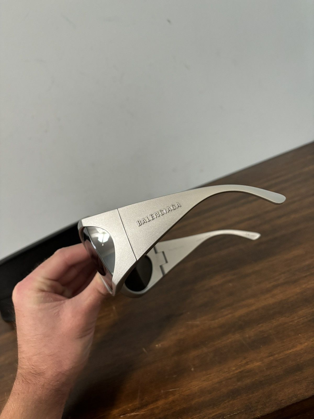 Balenciaga Balenciaga Wrap 72mm Sunglasses Silver Size ONE SIZE - 3 Thumbnail