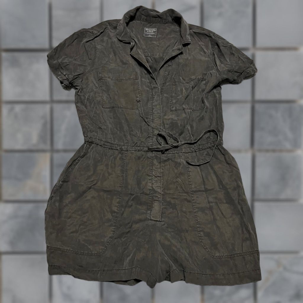 Abercrombie & Fitch Abercrombie & Fitch Romper Womens Large Short Sleeve Utility Romper Black Shorts Size 36" / US 14 / IT 50 - 1 Thumbnail