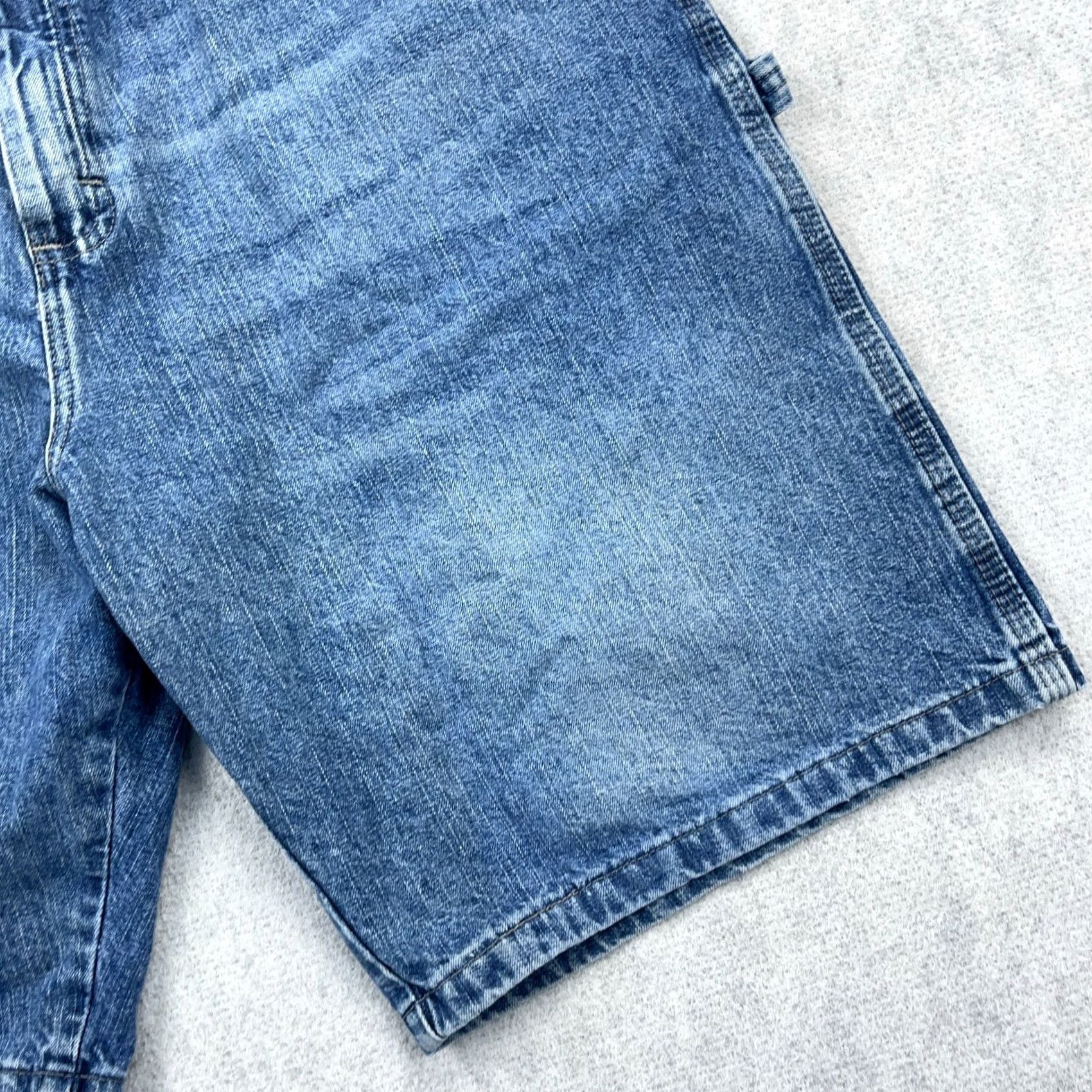 Wrangler Vintage Wrangler Shorts Men 38 Bermuda Denim 5-Pocket Relaxed Fit Jorts Y2K Blue Waist 38 Casual Workwear Shorts Size US 38 / EU 54 - 3 Thumbnail