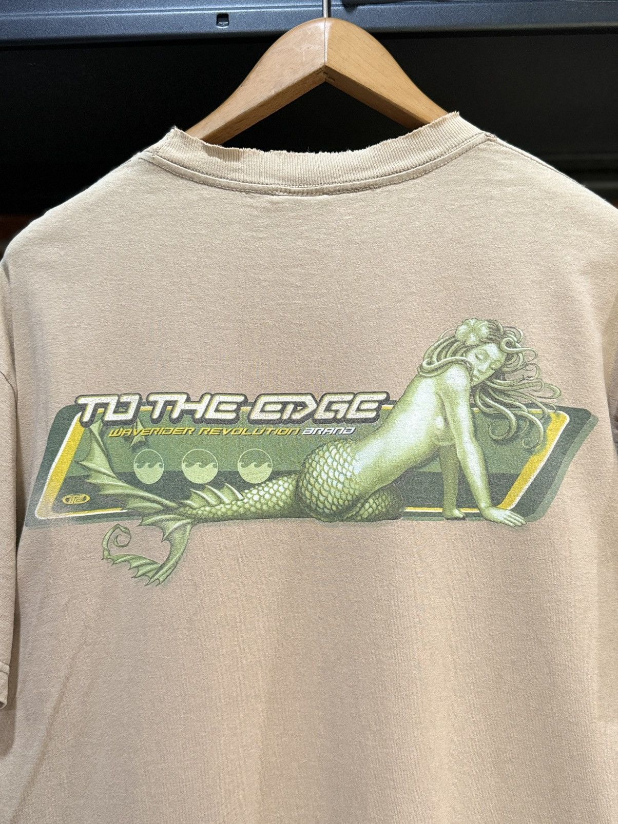 Girl Skateboards Thrashed Vintage 90s Mermaid To The Edge Faded Streetwear T Size US L / EU 52-54 / 3 - 2 Thumbnail